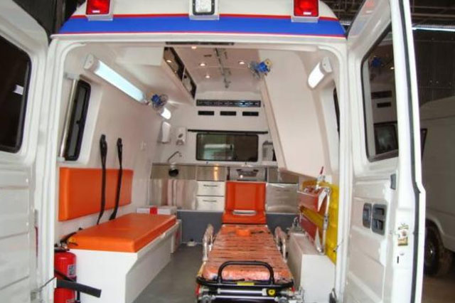 Road Ambulance Service Delhi/NCR